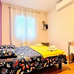 Le Petit Paradis Lescurien Feriehus *
