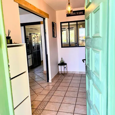 Holiday home Le Petit Paradis Lescurien