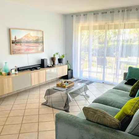 بيت للعطل Le Petit Paradis Lescurien *