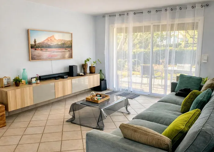 Le Petit Paradis Lescurien Hébergement de vacances